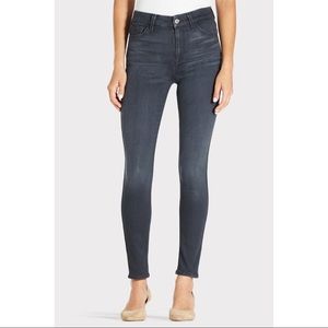 7 For All Mankind HW Ankle skinny Jeans; 26